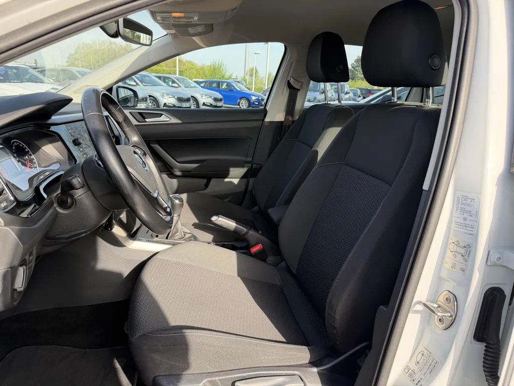Achat voiture occasion Volkswagen Polo Diesel à deux pas de Port Jérome sur Seine : découvrez cette berline compacte chez Caudebec Automobiles