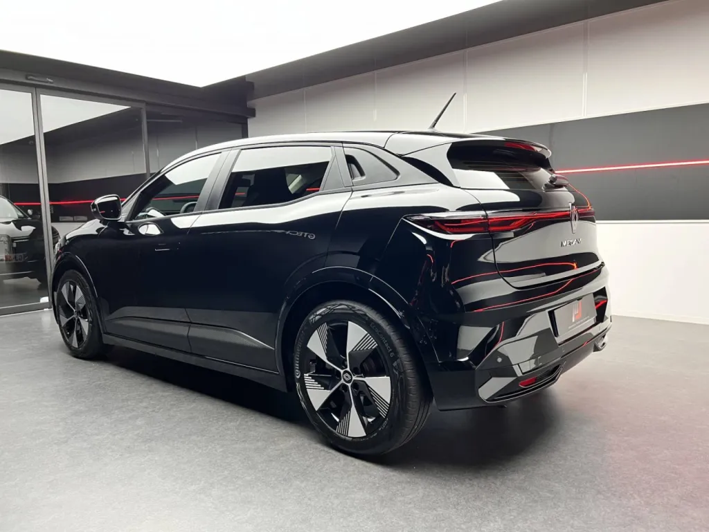 RENAULT MEGANE E-TECH - PROTECTION CERAMIQUE GTECHNIQ