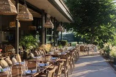 Amazing place and venue for your Wedding in Luxury Hôtel near to Biarritz with ceremony view lake