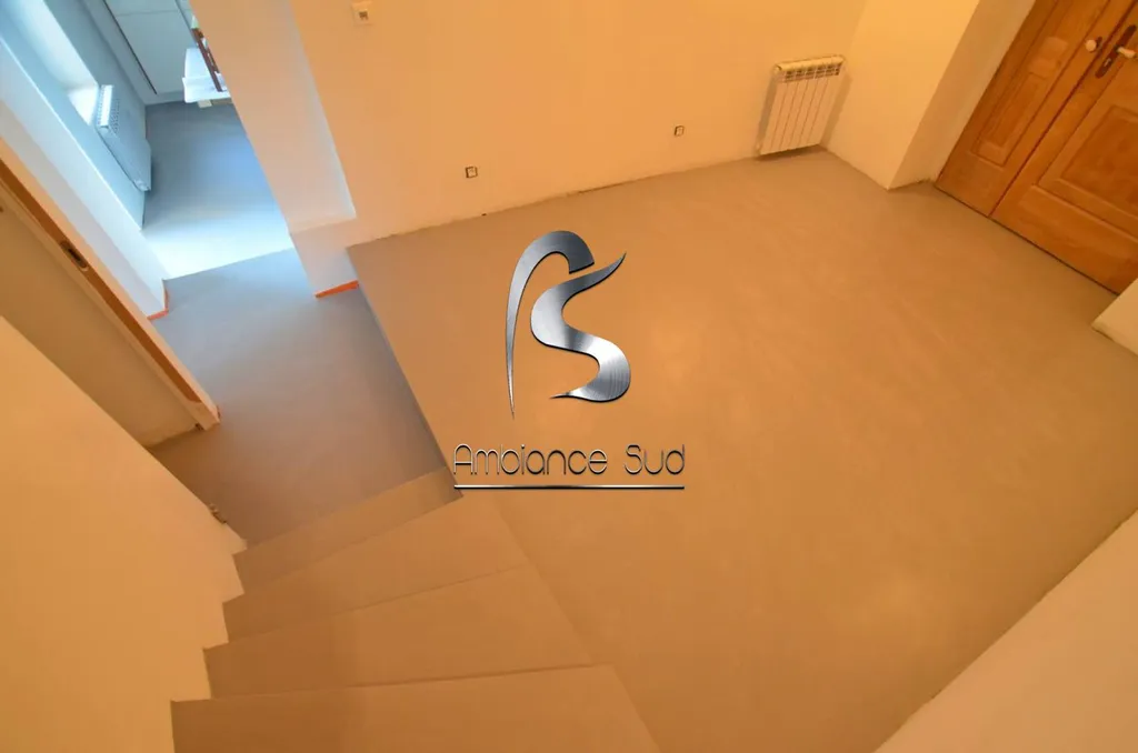 SOL EN BETON CIRE TALOCHE A AIX EN PROVENCE