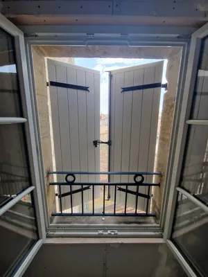 Volet battants bois sur mesure à Bordeaux en Gironde