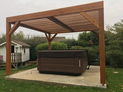 Pergola Mèze avec spa  