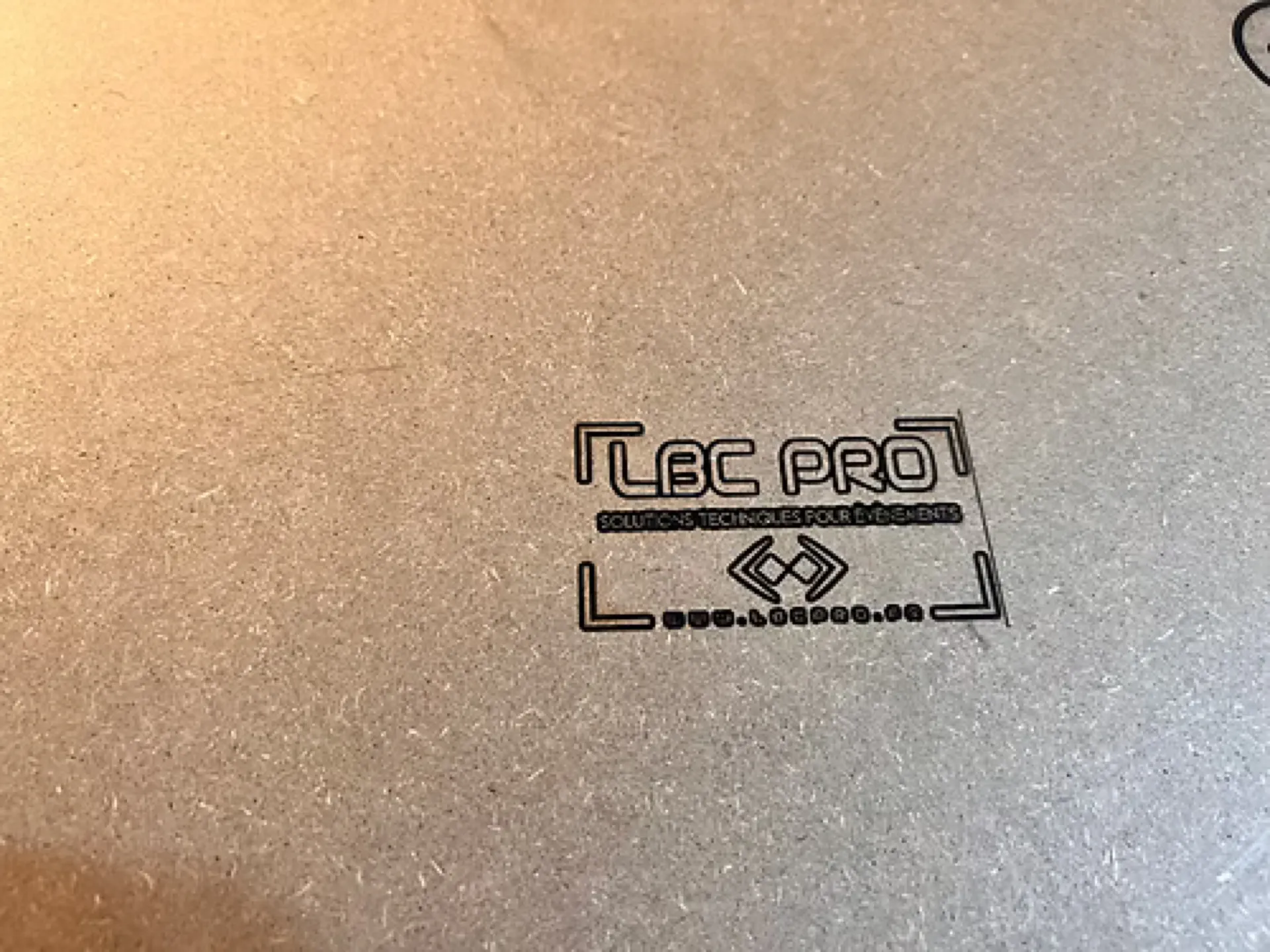 TABLE HAUTE MICROS EVENEMENTIEL