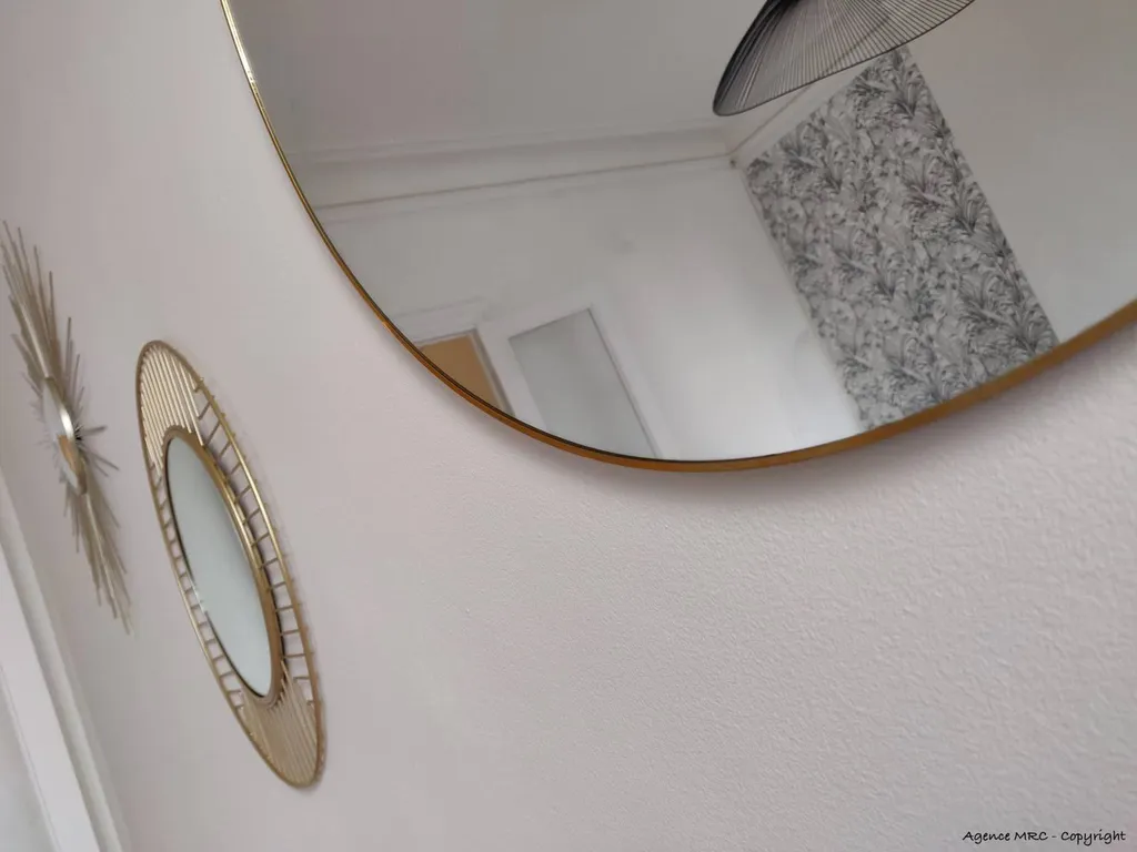 Conseil d'architecte d’intérieur et décorateur sur l'aménagement d'une pièce principale salon et cuisine de 40m2 à Aubagne