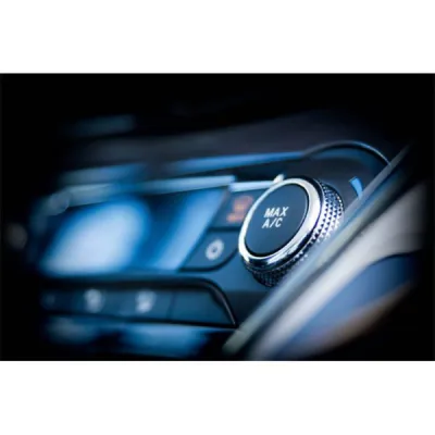 Recharge de climatisation auto pas chère avec gaz et contrôle inclus à Marseille 13013 secteur Château Gombert