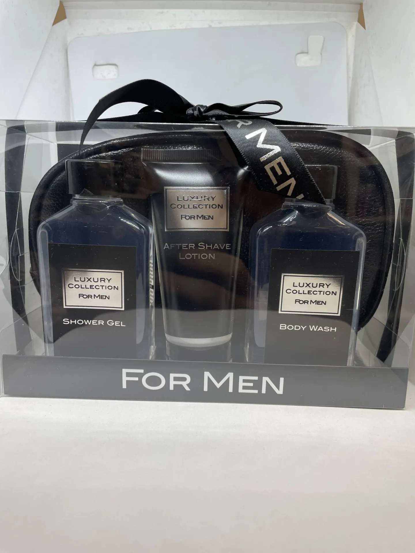 Eaux parfumées en pharmacie, coffrets de noel et idées cadeaux a marseille