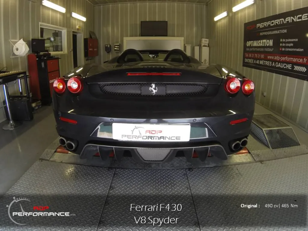 Ligne d'échappement haut de gamme Ferrari