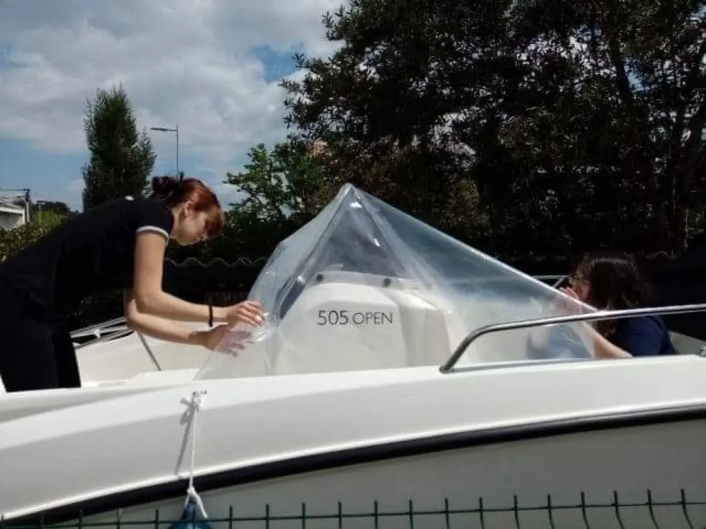 Prise de gabarit d’une housse de poste de pilotage de bateau sur Mérignac.