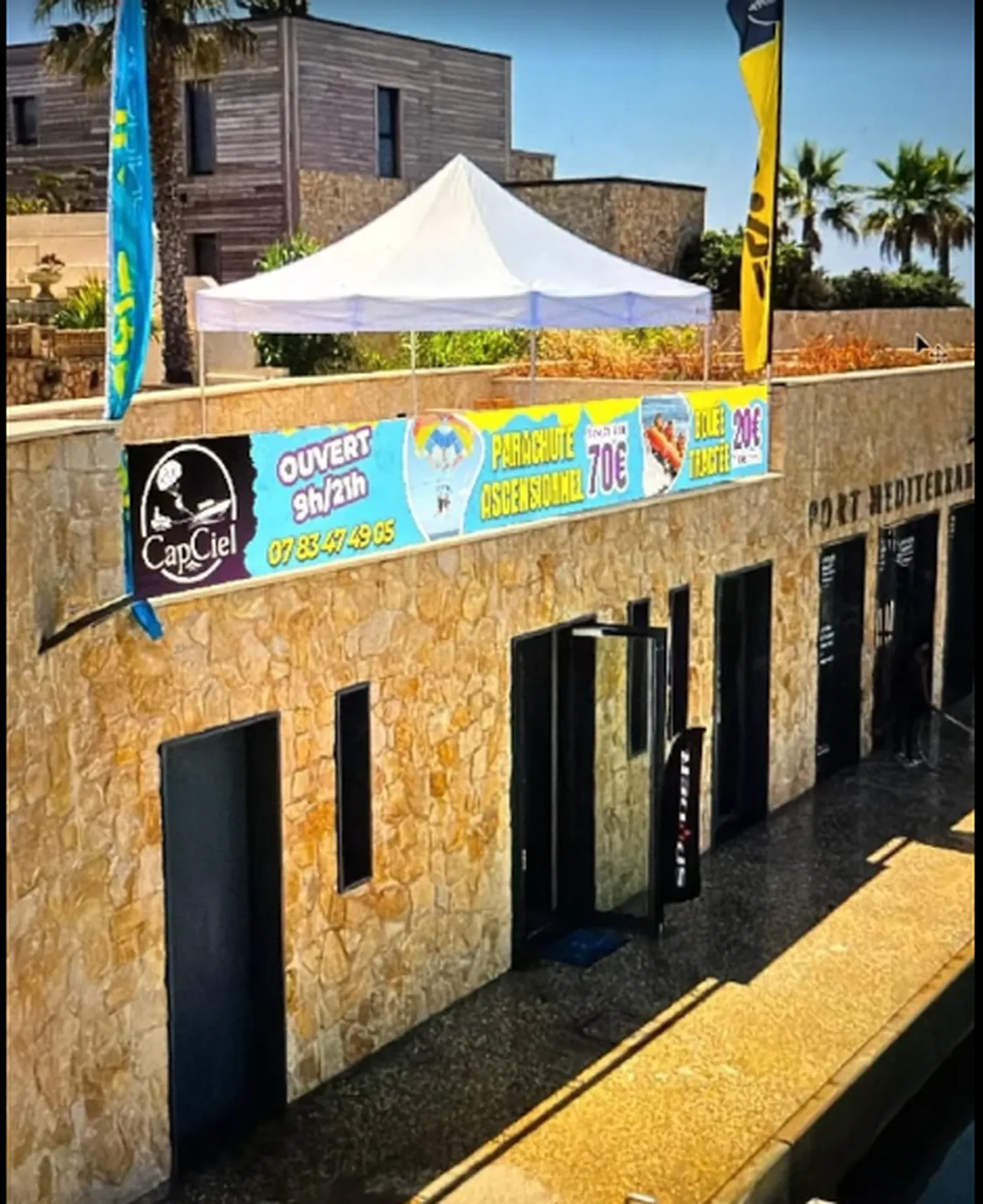 Parachute ascensionnel bouée tractée port méditerranée Six fours les plages
