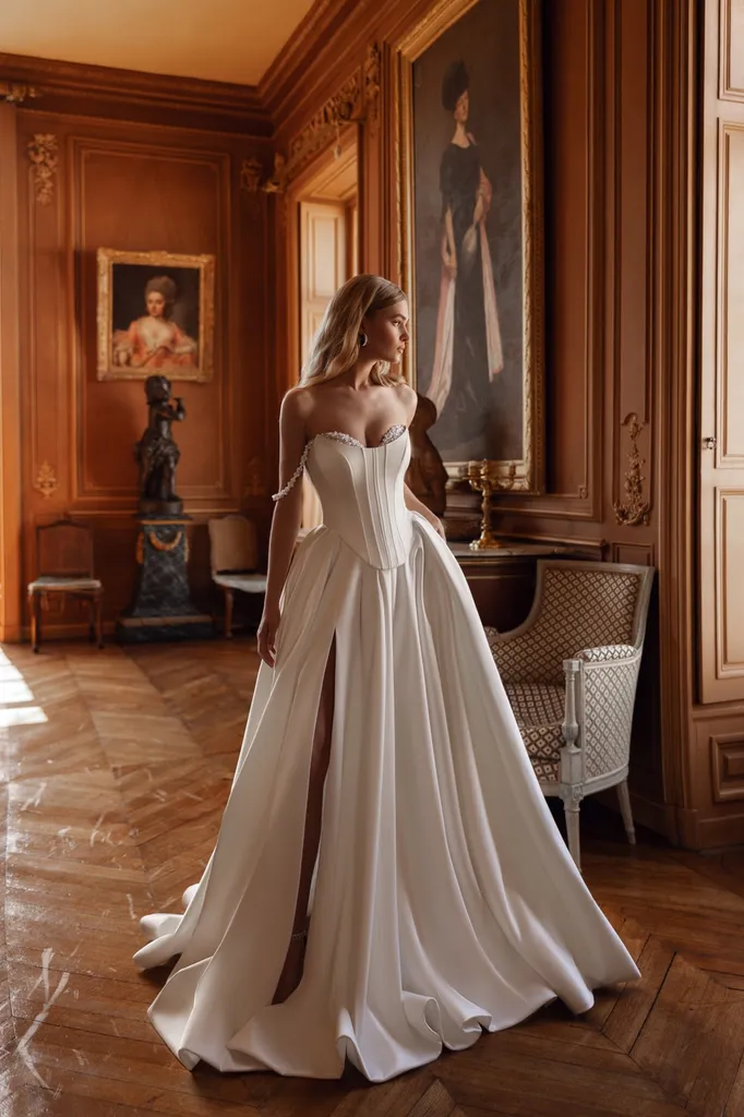 Robe 3 en 1 à la boutique Solution Cérémonie à Marseille