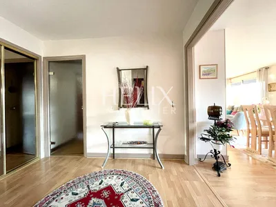 Appartement traversant 5 pièces 122,10 M², balcon 15,80 M2, parking, piscine Le Pecq 8' RER A