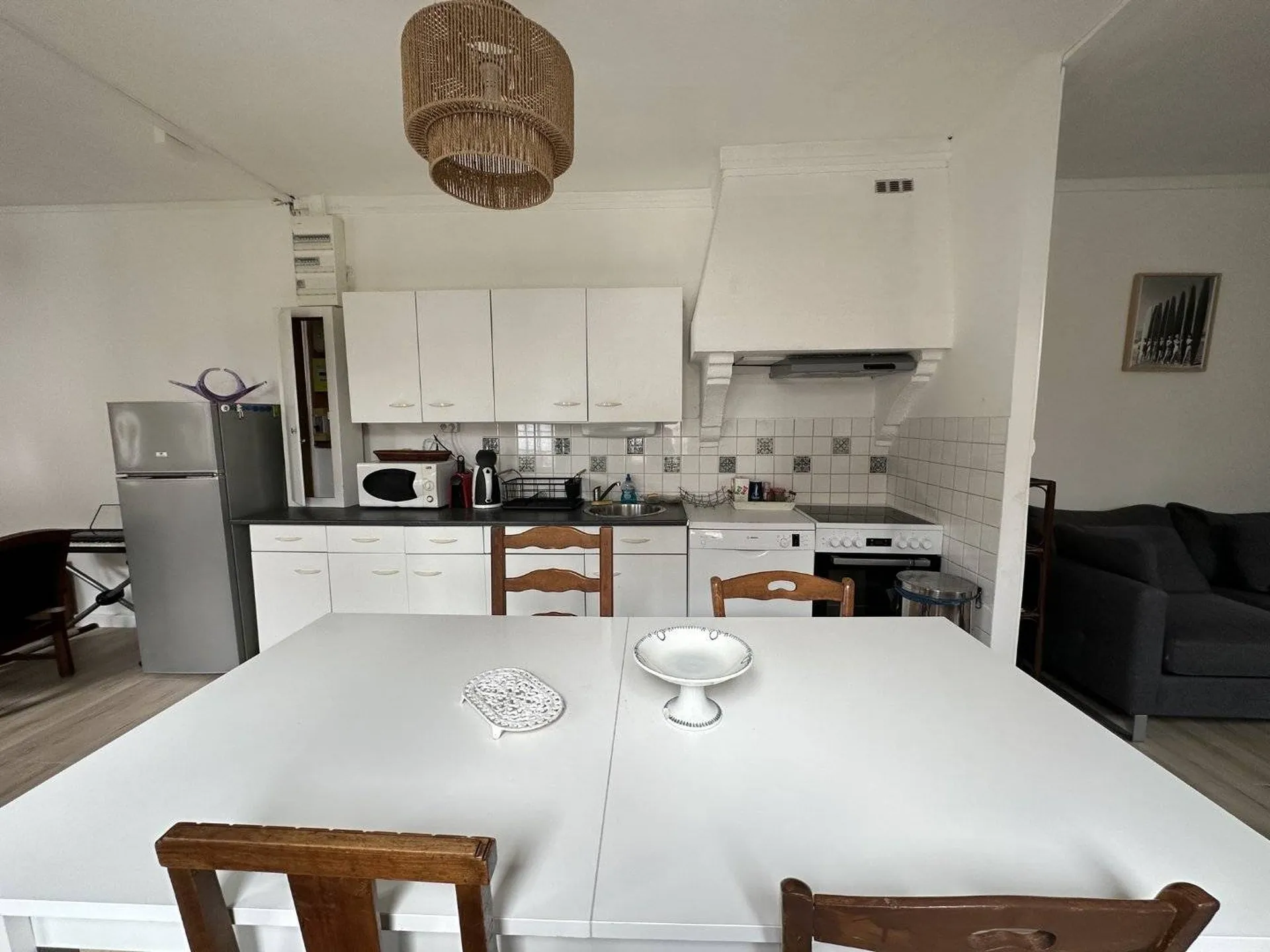 Avendre proche du centre ville de Dieppe maison de 66m² habitables avec cour.