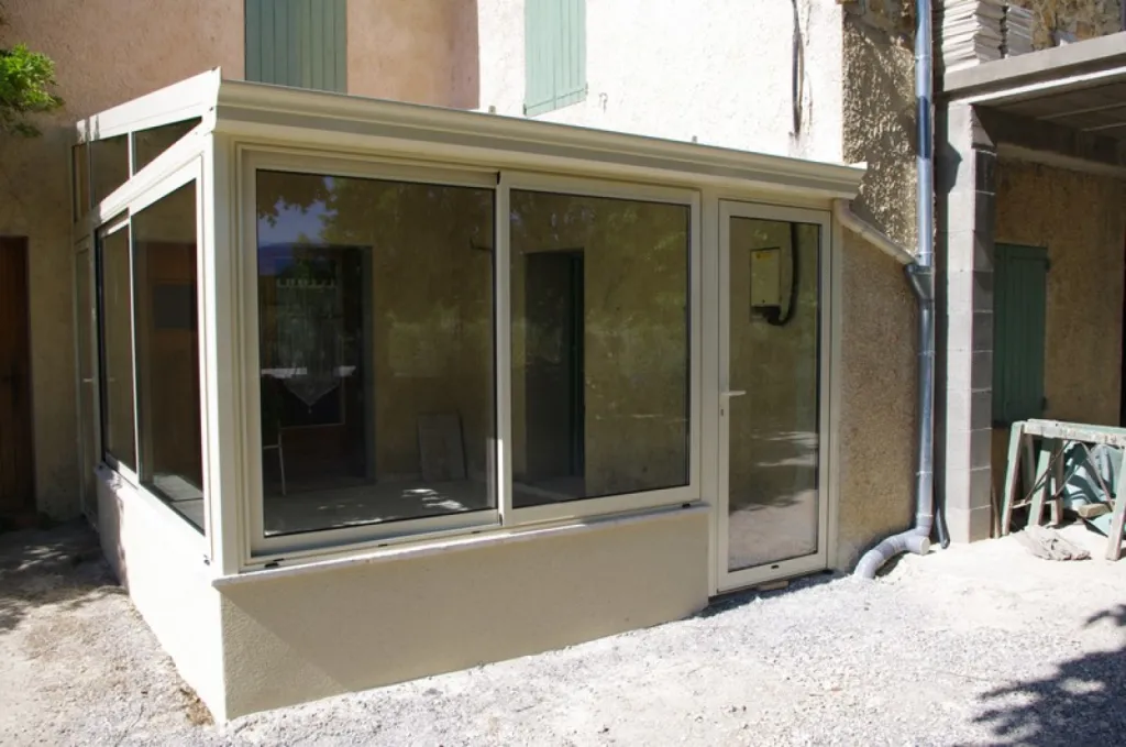 Vérandas laquée crème Puymeras 