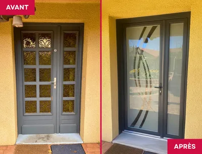 Avant / après remplacement d'une porte d'entrée BOUVET en PVC gris 7016 avec semi-fixe latéral et vitrage décoratif à Ennezat près de Riom dans le Puy-de-Dôme (63)