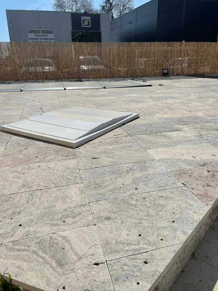 DALLES SUR PLOT TRAVERTIN SILVER 1er CHOIX 