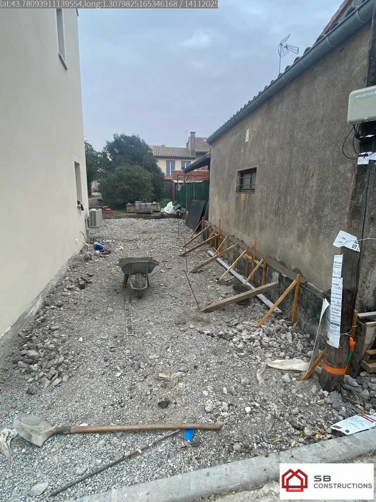 Construire une maison individuelle T2 avec garage et aménagement urbain à Ondes