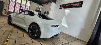 pose film solaire pas cher sur véhicule de prestige et protection céramique