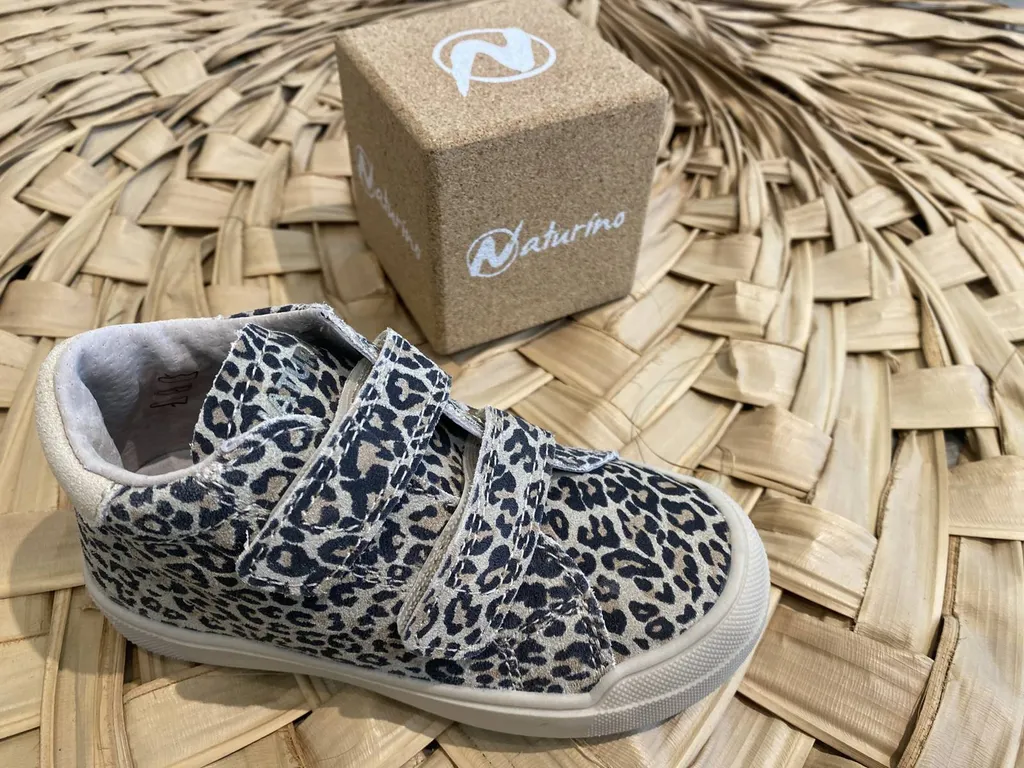 basket montante fille à scratch imprimé animal près de Bordeaux