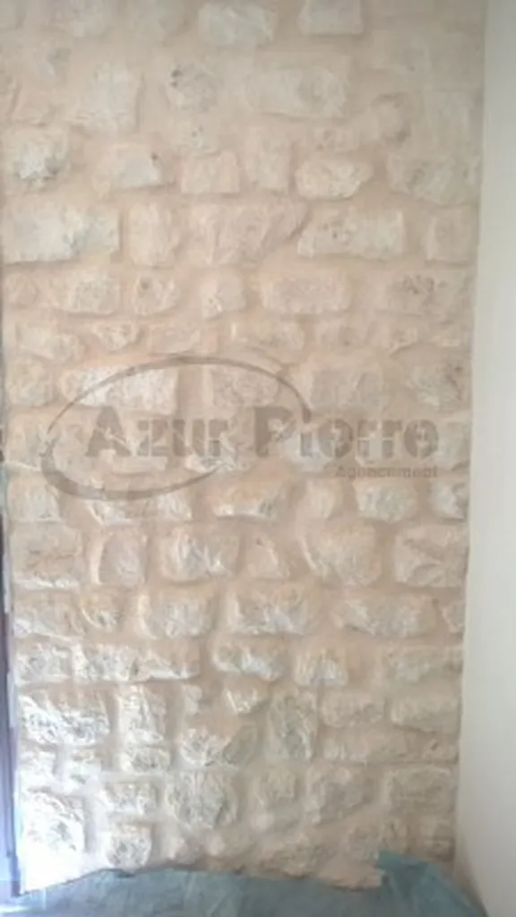 parement en pierre en pose jointée