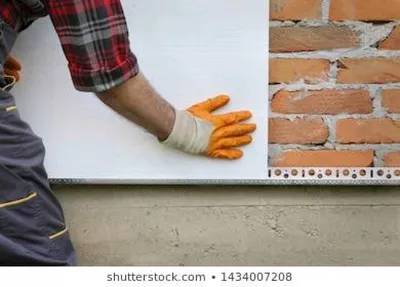 La société EM batiment vous propose ses service pour isoler vos façade par l'extérieur Proche du Havre. Plusieurs finition sont proposées dont enduit projeté, bardage et parements pierre.