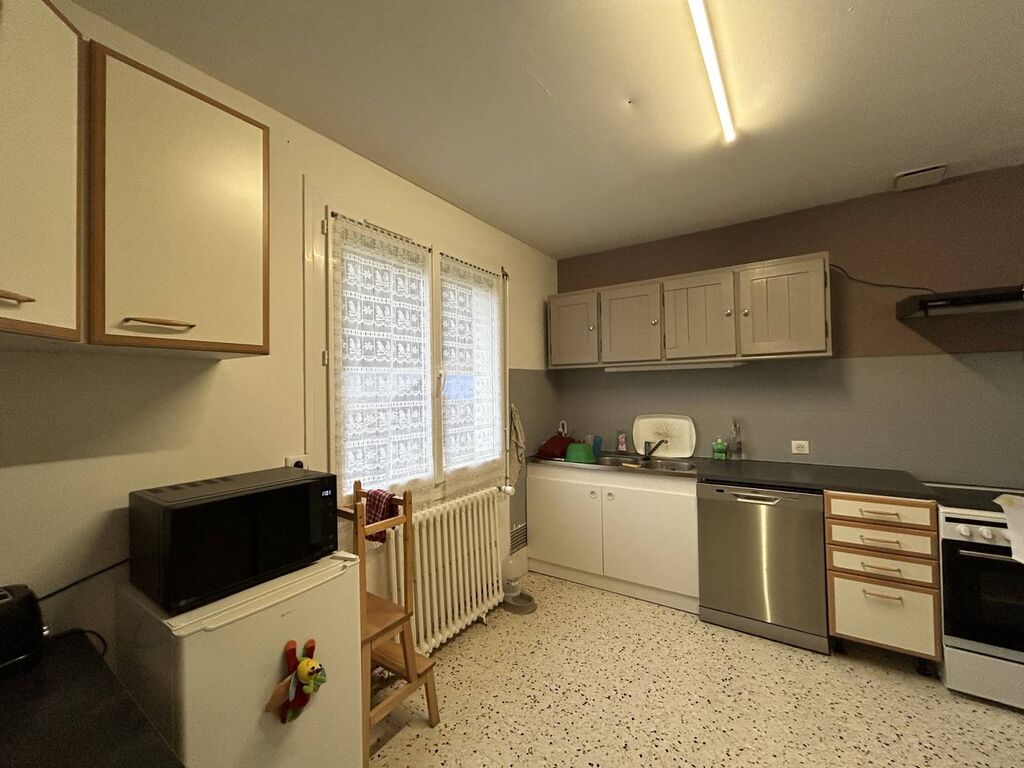 Pavillon individuel de plain pied, à vendre situé à Lillebonne 76170 - Idéal investisseurs !