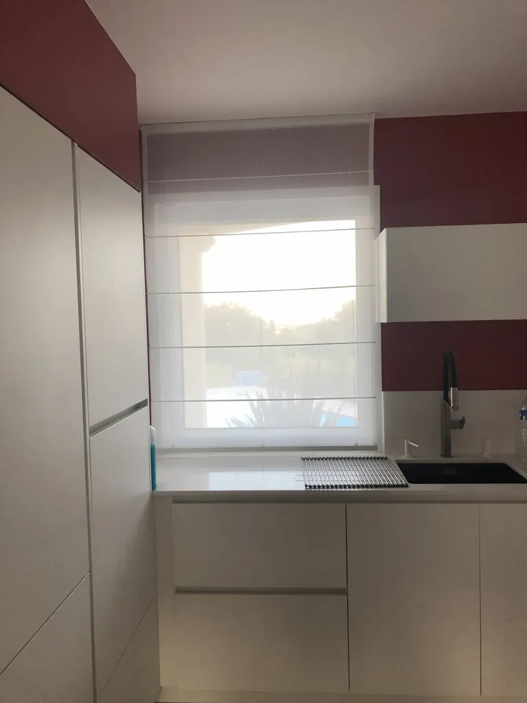 Installation de stores bateau dans une maison à Mornant