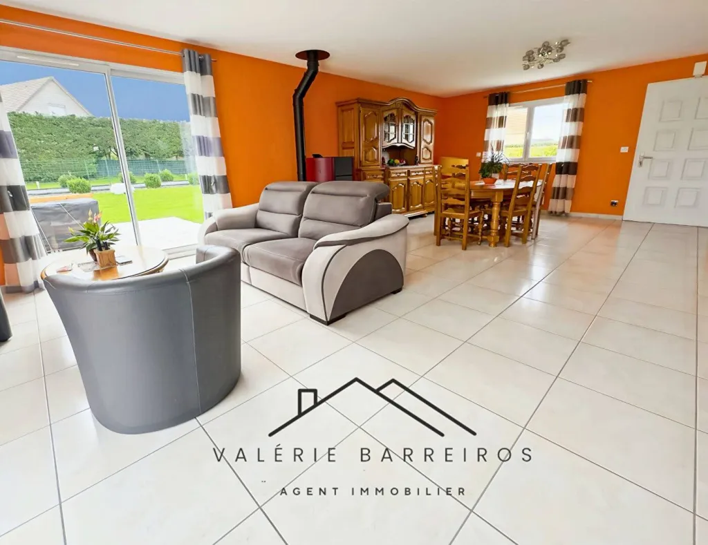 A vendre maison de 94m² édifiée sur 1209 m² de terrain sur la commune de ST PIERRE DES FLEURS 27370