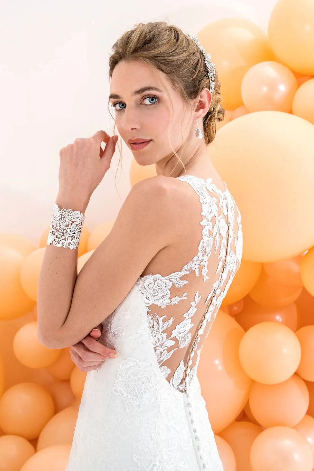 ROBE MARIAGE DENTELLE SANS MANCHE MARSEILLE 