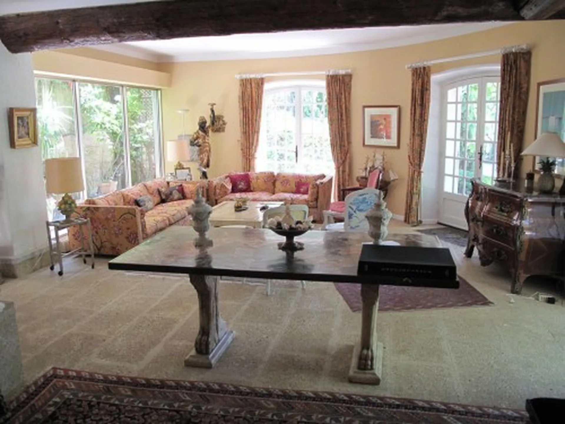 CASSIS VENTE villa de maître 7 secteur campagne avec piscine et dépendances