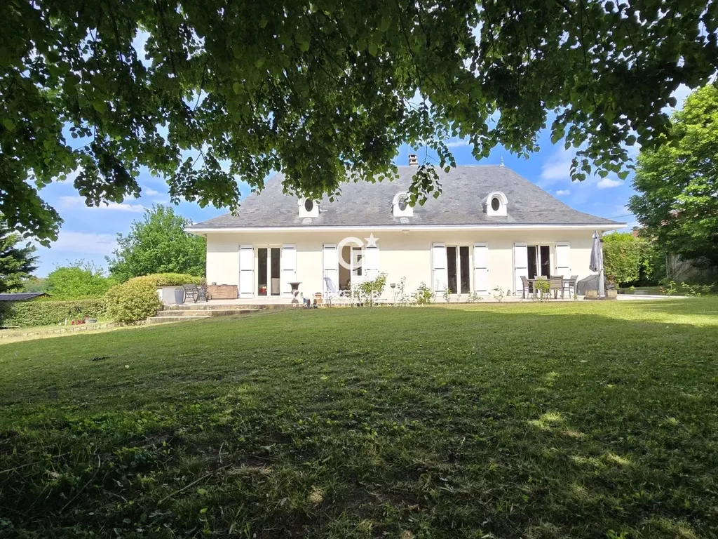 acheter une belle maison familiale située à seulement quelques minutes du centre-ville du Mans
