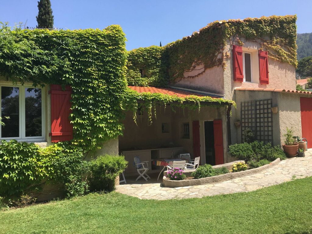 A vendre maison 4 Cassis au calme dans résidence avec piscine et tennis