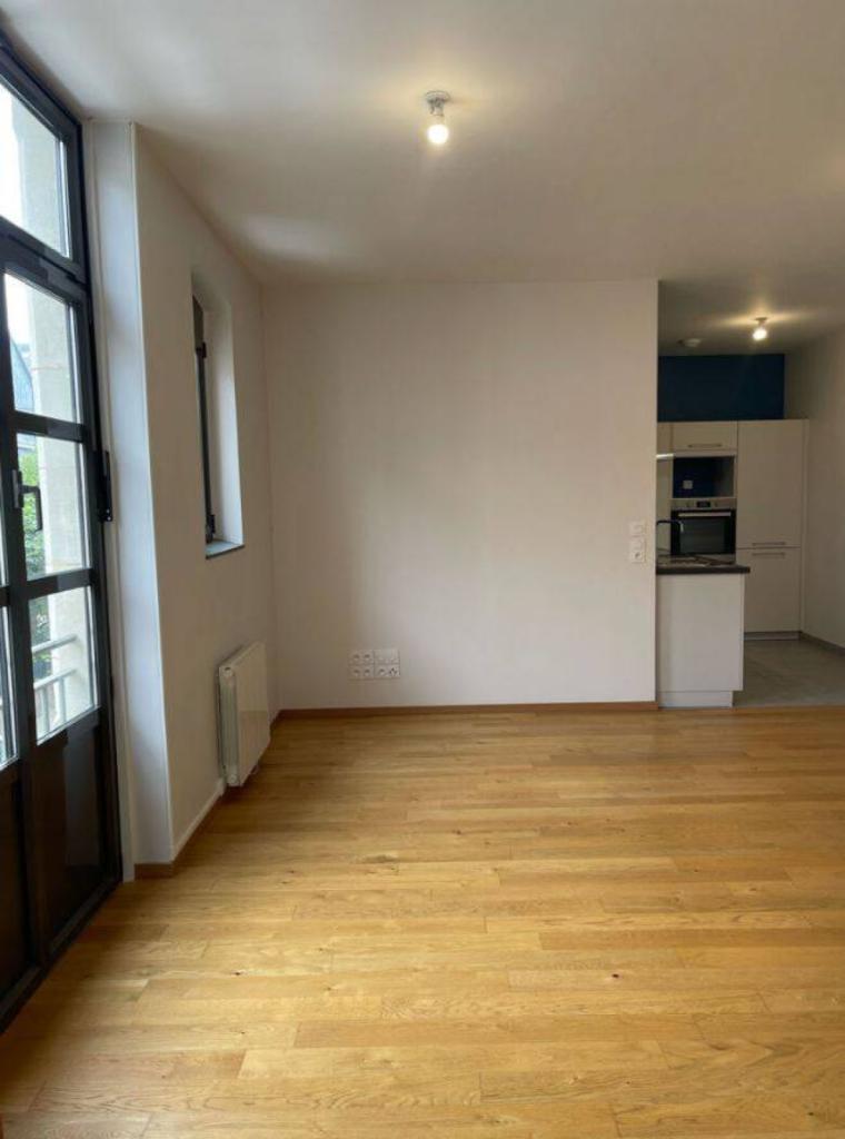 Appartement rue de buffon, de 61.76m², 925€ charges comprises