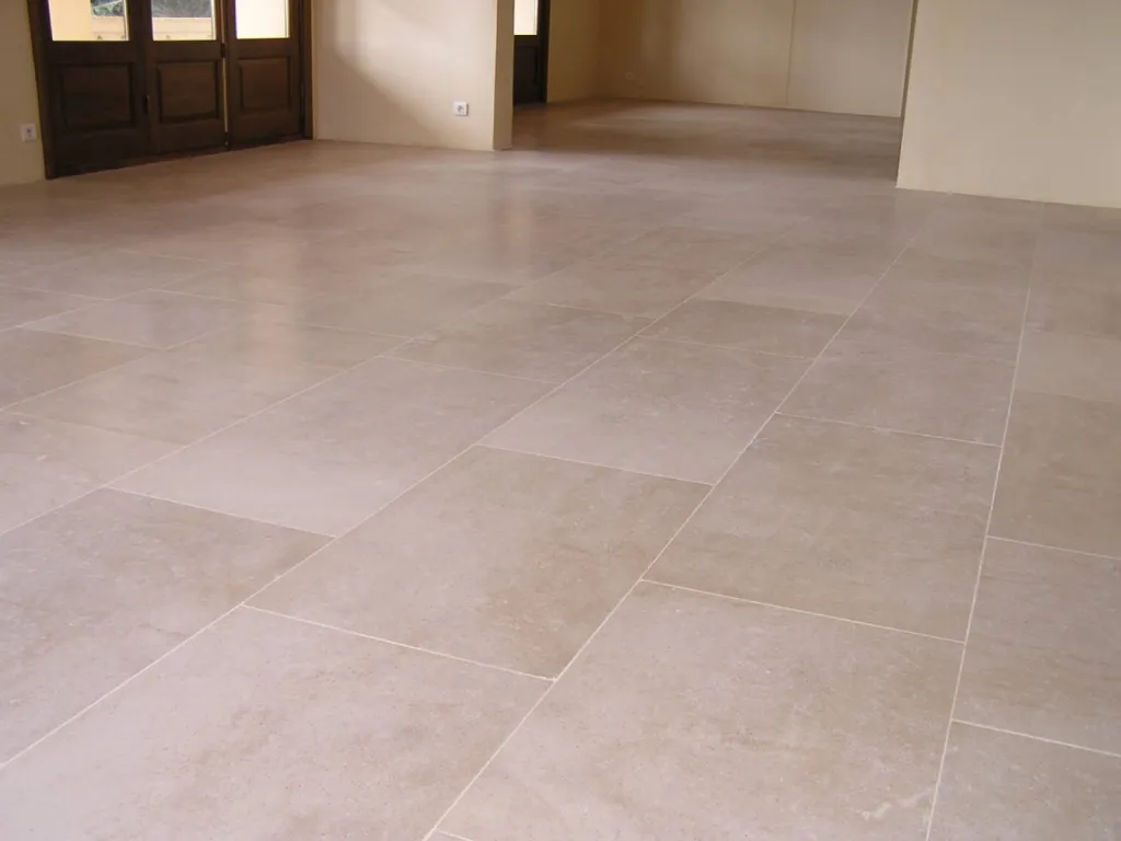 Dallage en pierre adoucie prix SAINT TROPEZ 83