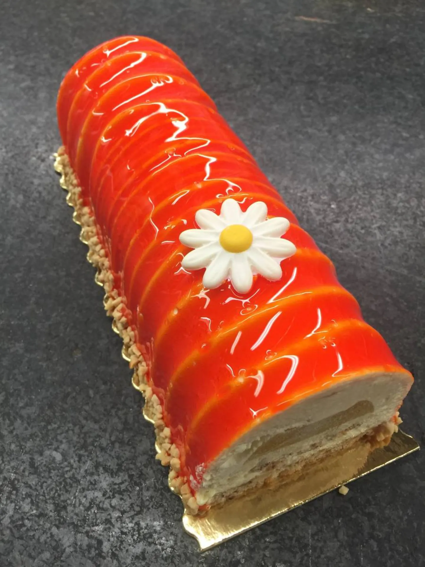 buche nougat/abricot,villefranche sur saone