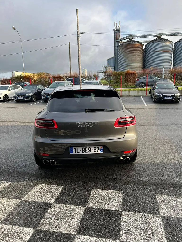 Porsche Macan S proche Rouen