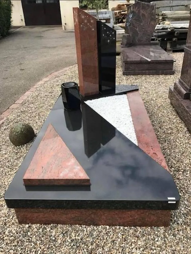 Création et pose d'un monument funéraire à Gundershoffen