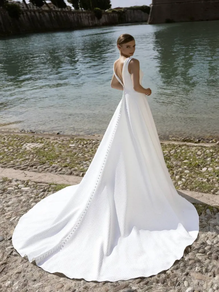 Robe de mariée forme trapèze sur Aubagne