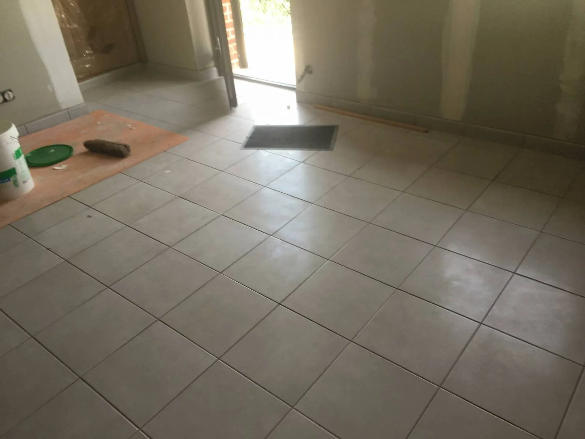 Pose de carrelage proche de Fécamp secteur Valmont