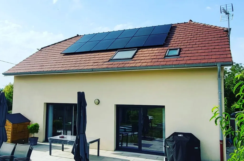 Installateur panneaux solaire photovoltaïque dans le Jura