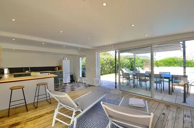 Les Issambres – Villa vue mer avec piscine face à la Méditerranée