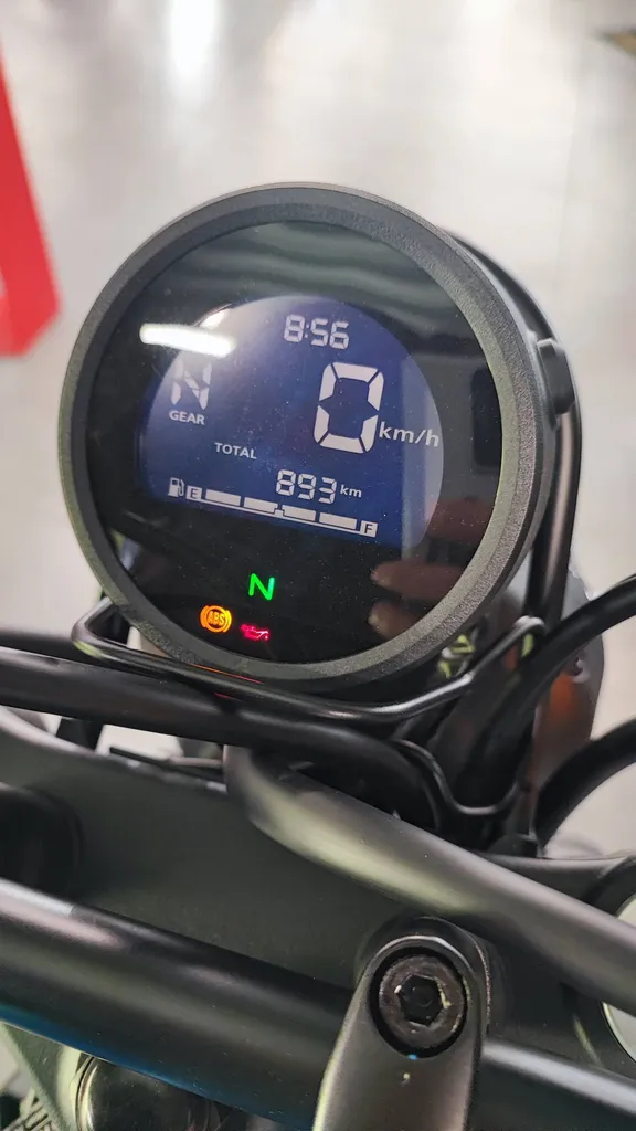 HONDA CL 500 du 03/2024 avec 900 KM