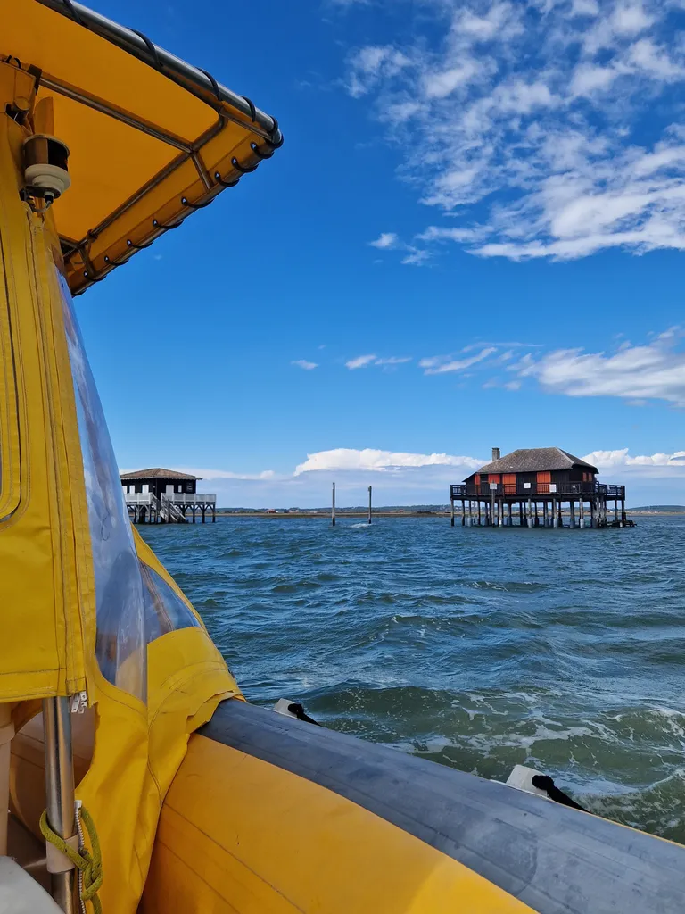 LOCATION DE BATEAU TAXI ET CROISIERES SUR LE BASSIN ARCACHON