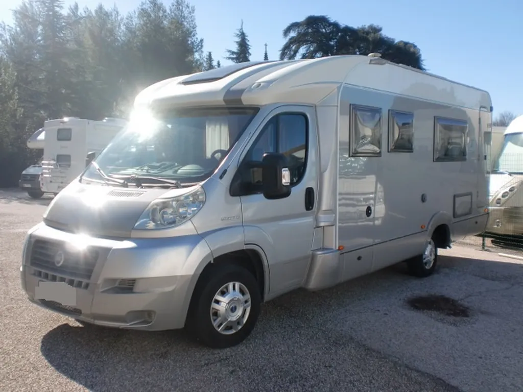 BURSTNER PRIVILEGE T 710