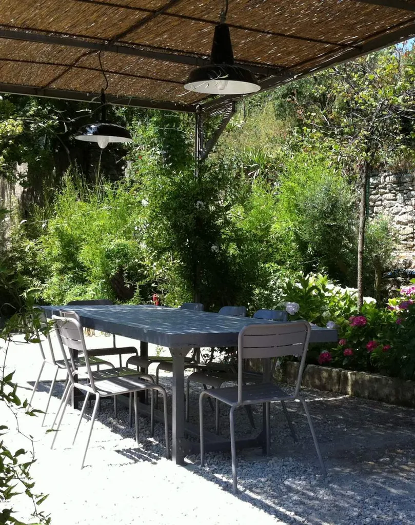 Table en acier et béton lissé : 300X100X75cm