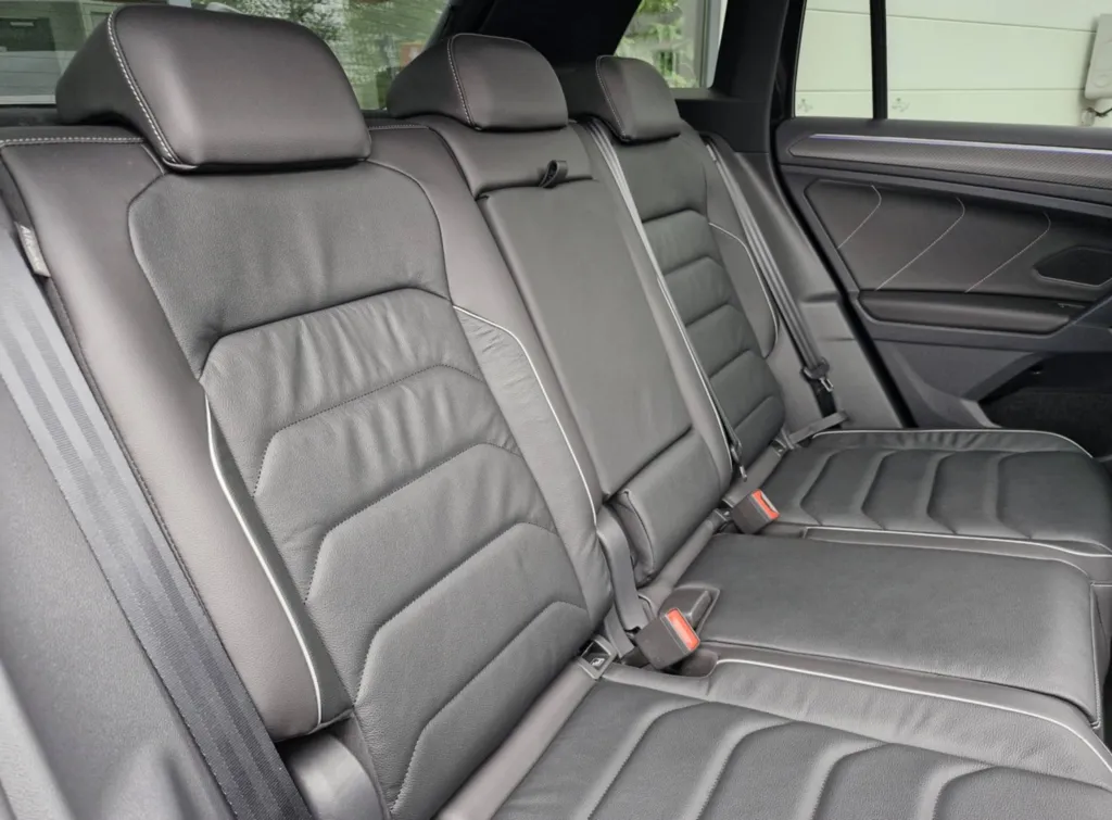 VOLKSWAGEN TIGUAN II 2.0 TDI 150 R-LINE EXCLUSIVE DSG7 OCCASION ATTELAGE ESCAMOTABLE /  HARMAN KARDON / TOIT OUVRANT / CUIR / CAMERA 360°/ FULL CUIR PRES DE TOULOUSE A PLAISANCE DU TOUCH EN OCCITANIE