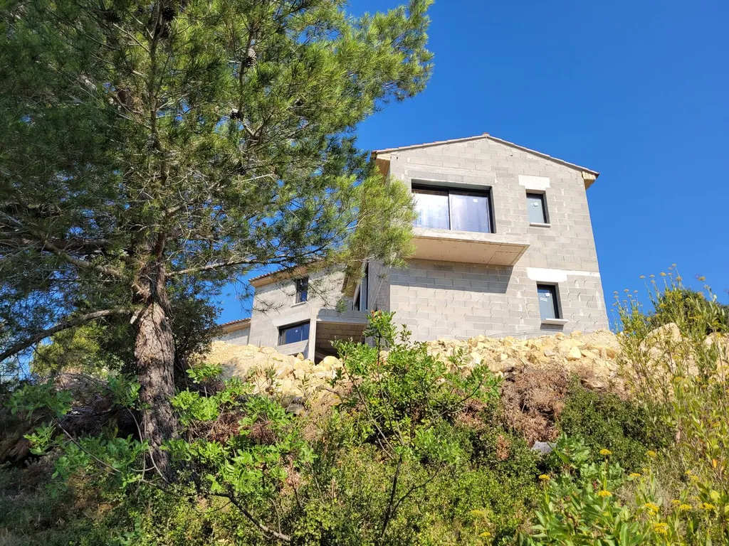 Façade sud est en cours de travaux 