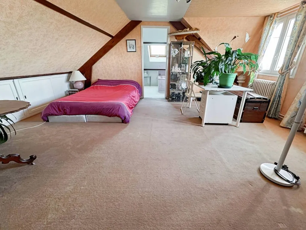 A vendre sur la commune de ST AUBIN LES ELBEUF maison de 85 m² habitables sur 711 m² de terrain