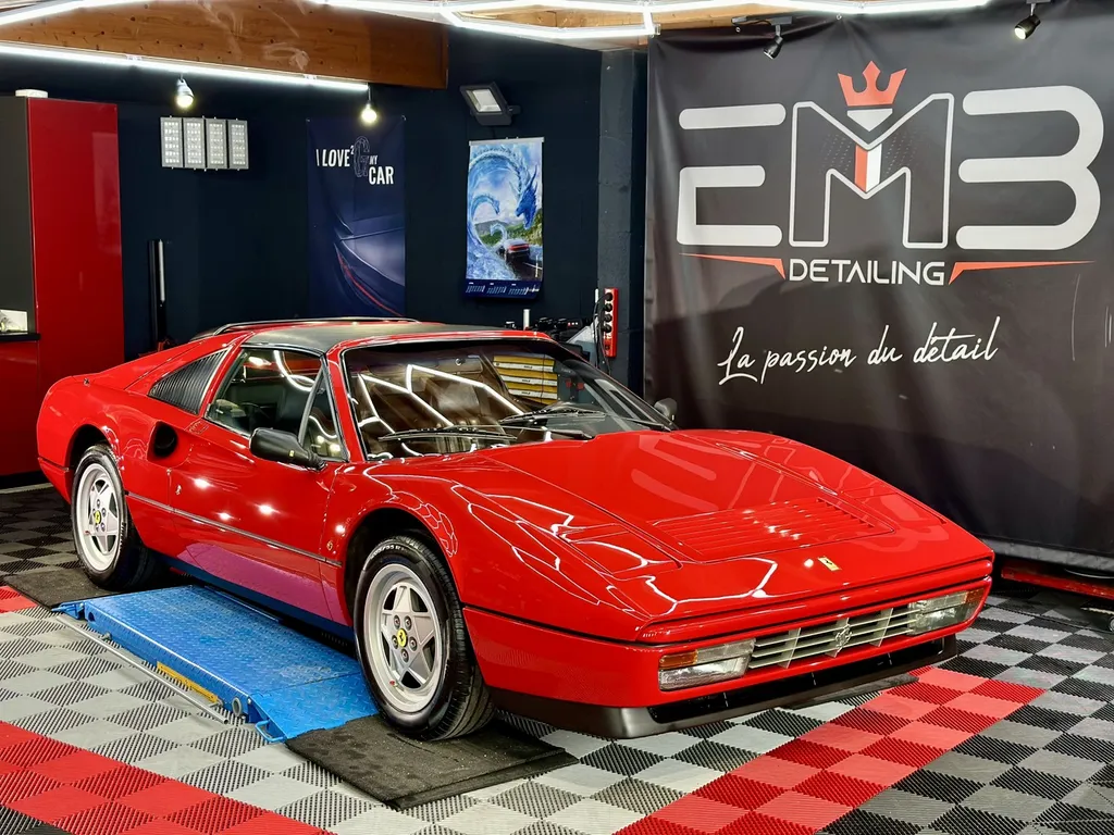 Traitement céramique lyon polissage carrosserie DETAILING Ferrari 328 GTS