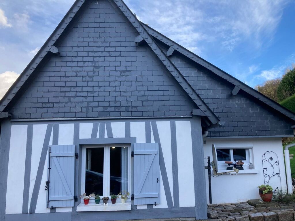 Exclusivité ! Vendue : Maison de caractère, pleine de charme, à Saint Wandrille Rançon