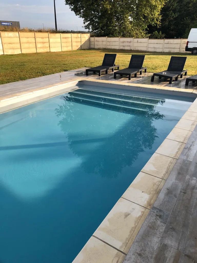 Remplacement de filtre à sable pour piscine à Bordeaux : remplacement par système à cartouche près de Gradignan